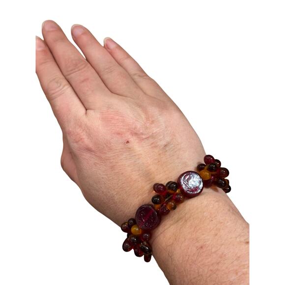 Red and Orange Art Glass Beads Bracelet - Picture 6 of 6